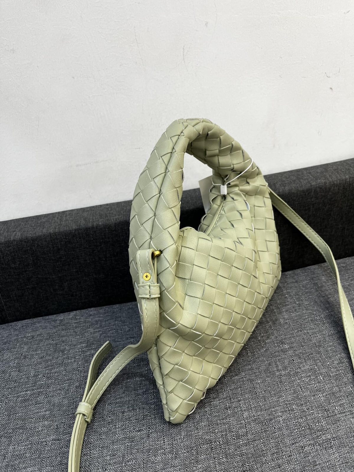 Bottega Veneta HO Shoulder Bags 28*17cm - Image 3