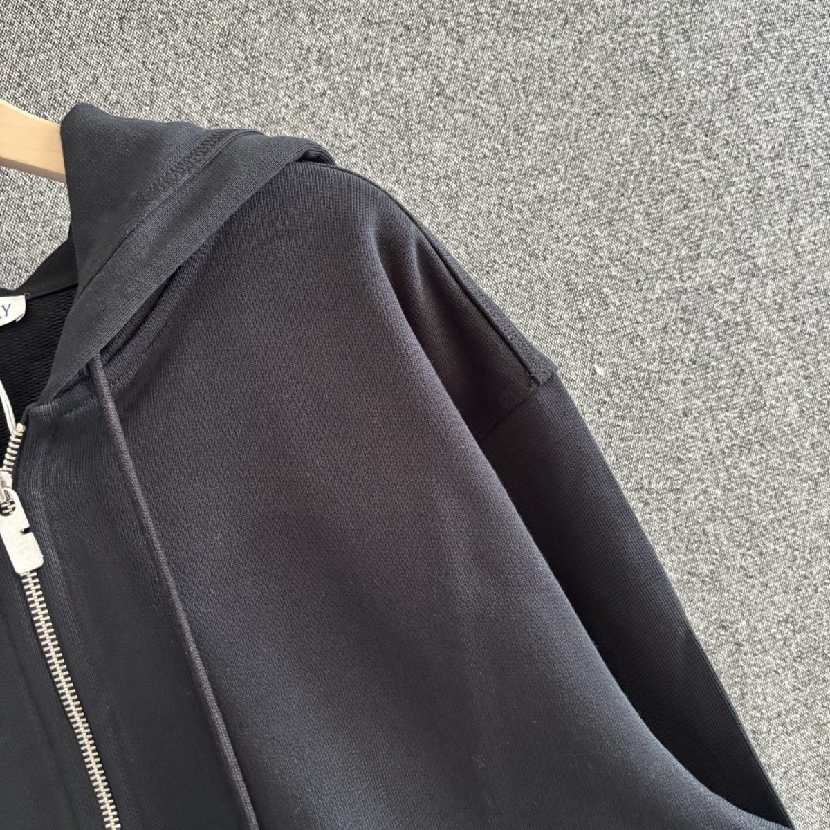 Burberry 2025FW Unisex Jacket Size S-XL - Image 4