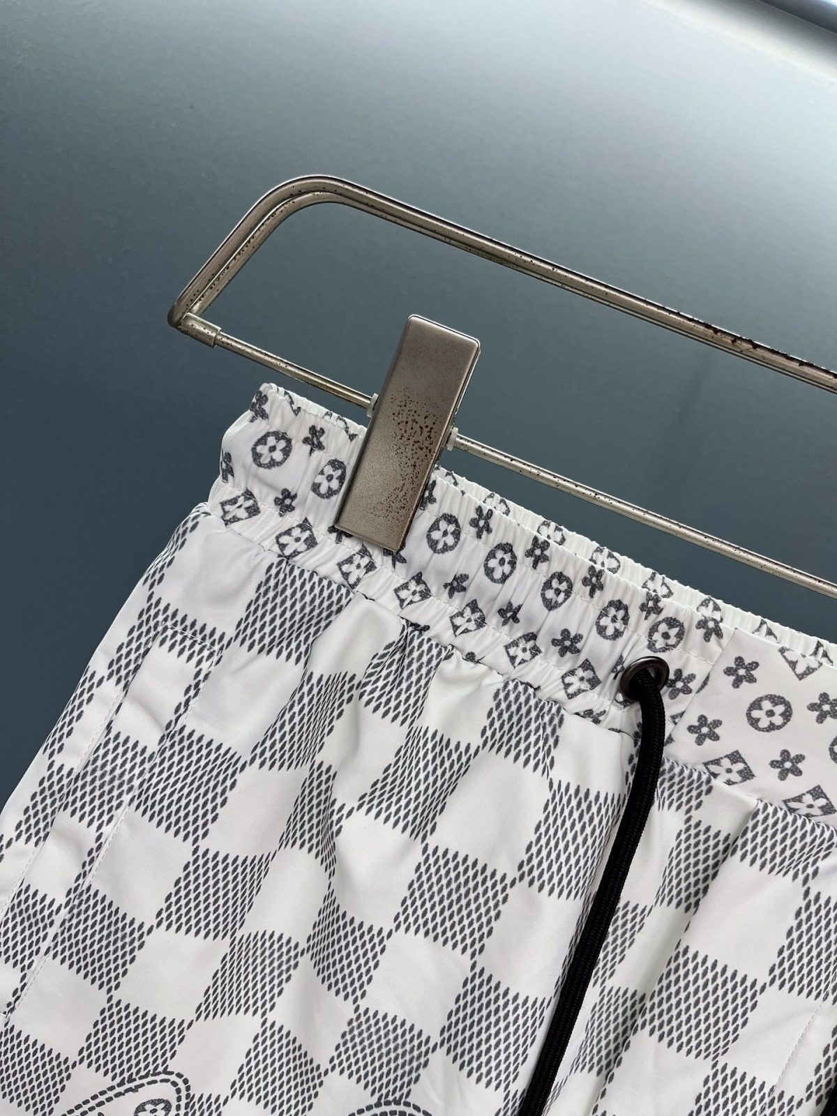Louis Vuitton Beach Pants Size M-XXXL - Image 4