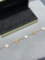 Van Cleef & Arpels Bracelet - Image 4