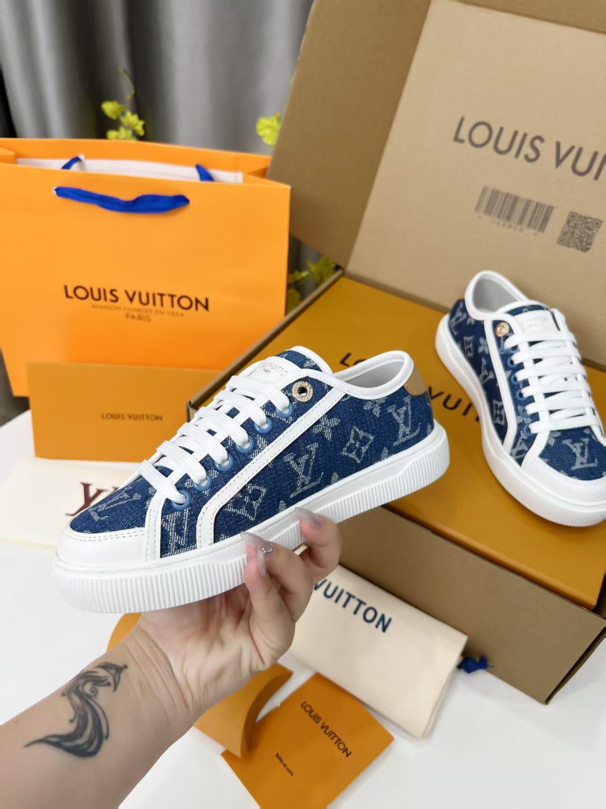Louis Vuitton LV LAGOON Women Shoes Size 36-41 - Image 3