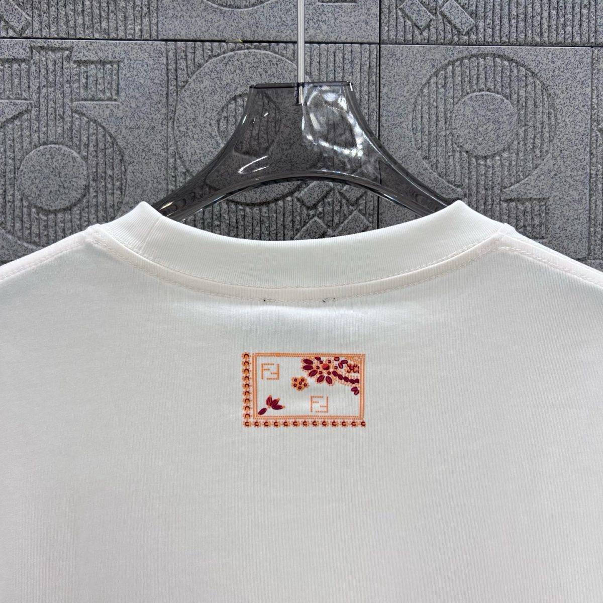 Fendi T Shirt  Embroider Logo Size XS-L - Image 3