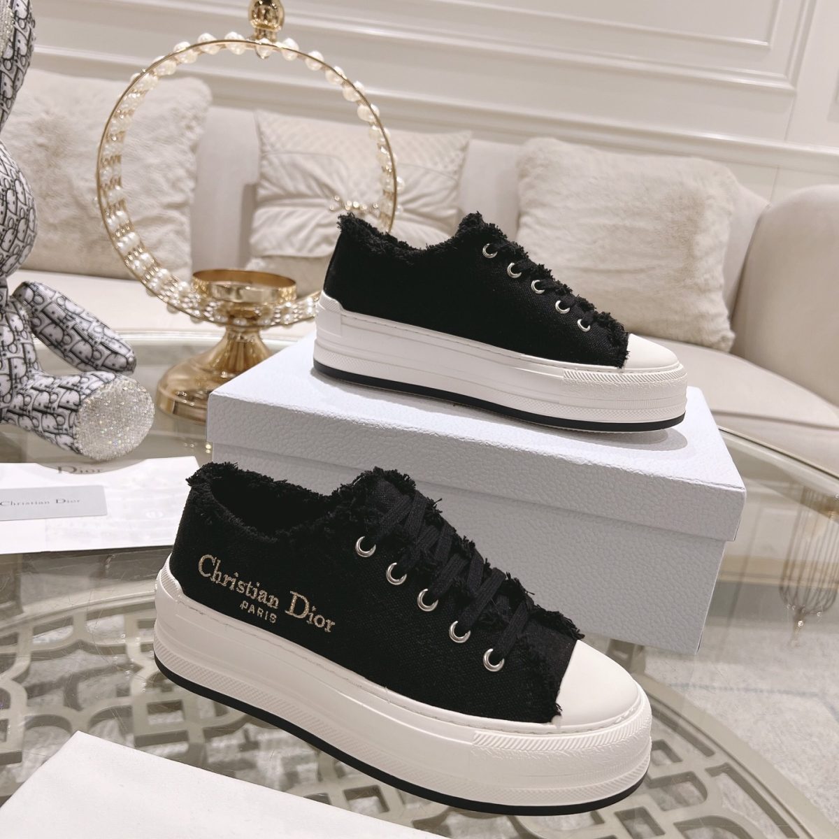 Dior Walk'N'Dior Plateau Sneaker Size 36-41 - Image 1