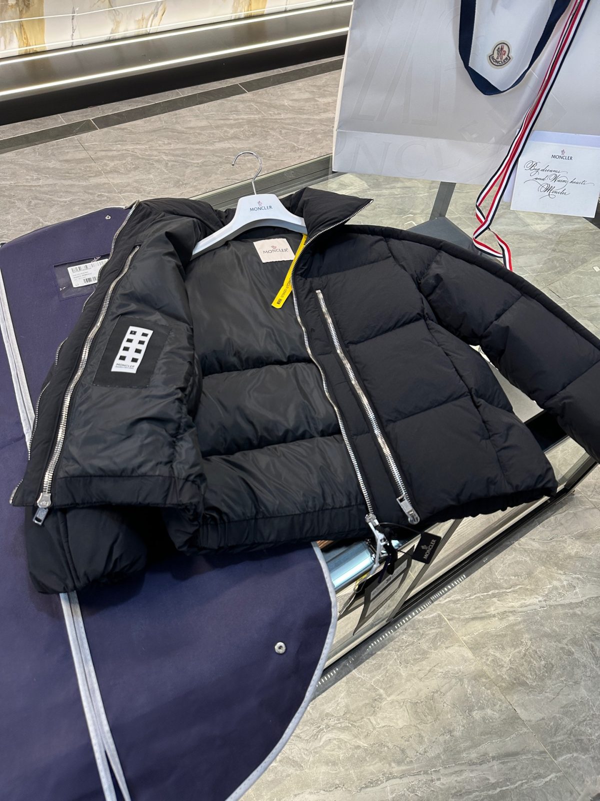 Moncler x Willow Smith YAEL Women Down Jacket Size S-L - Image 8
