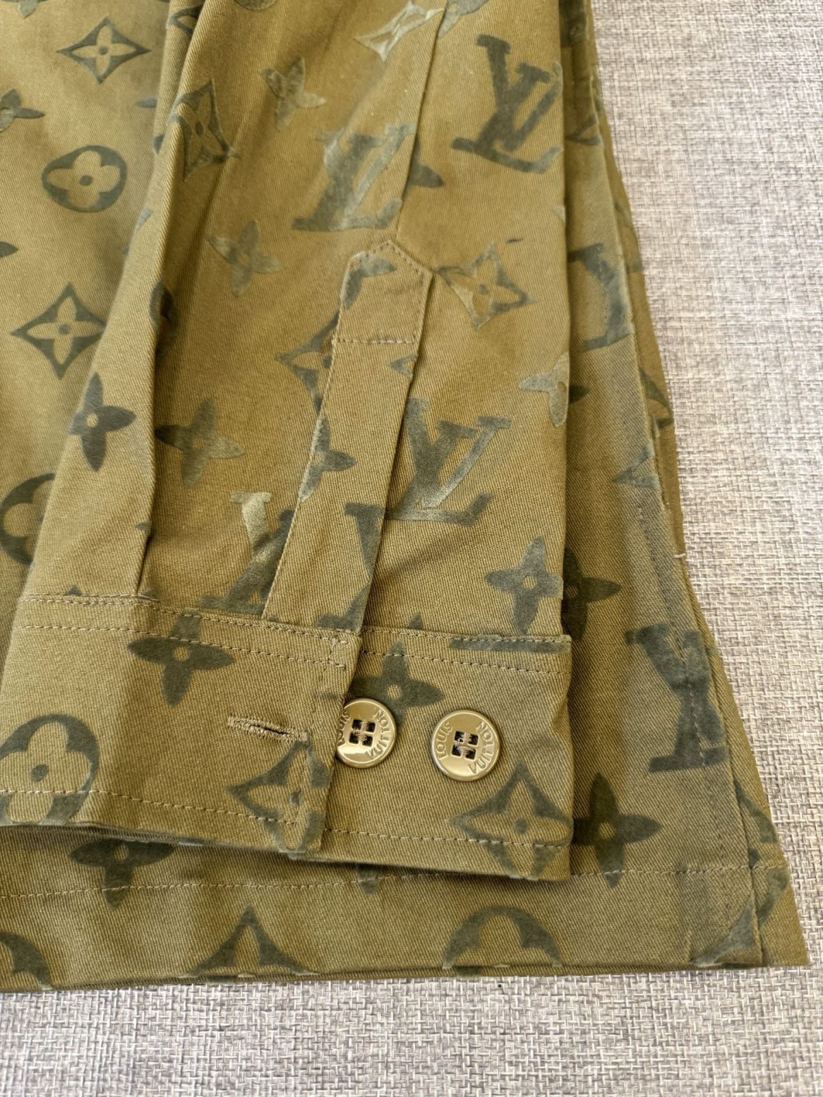Louis Vuitton 2023ss Shirt Monogram Size S-XL - Image 8