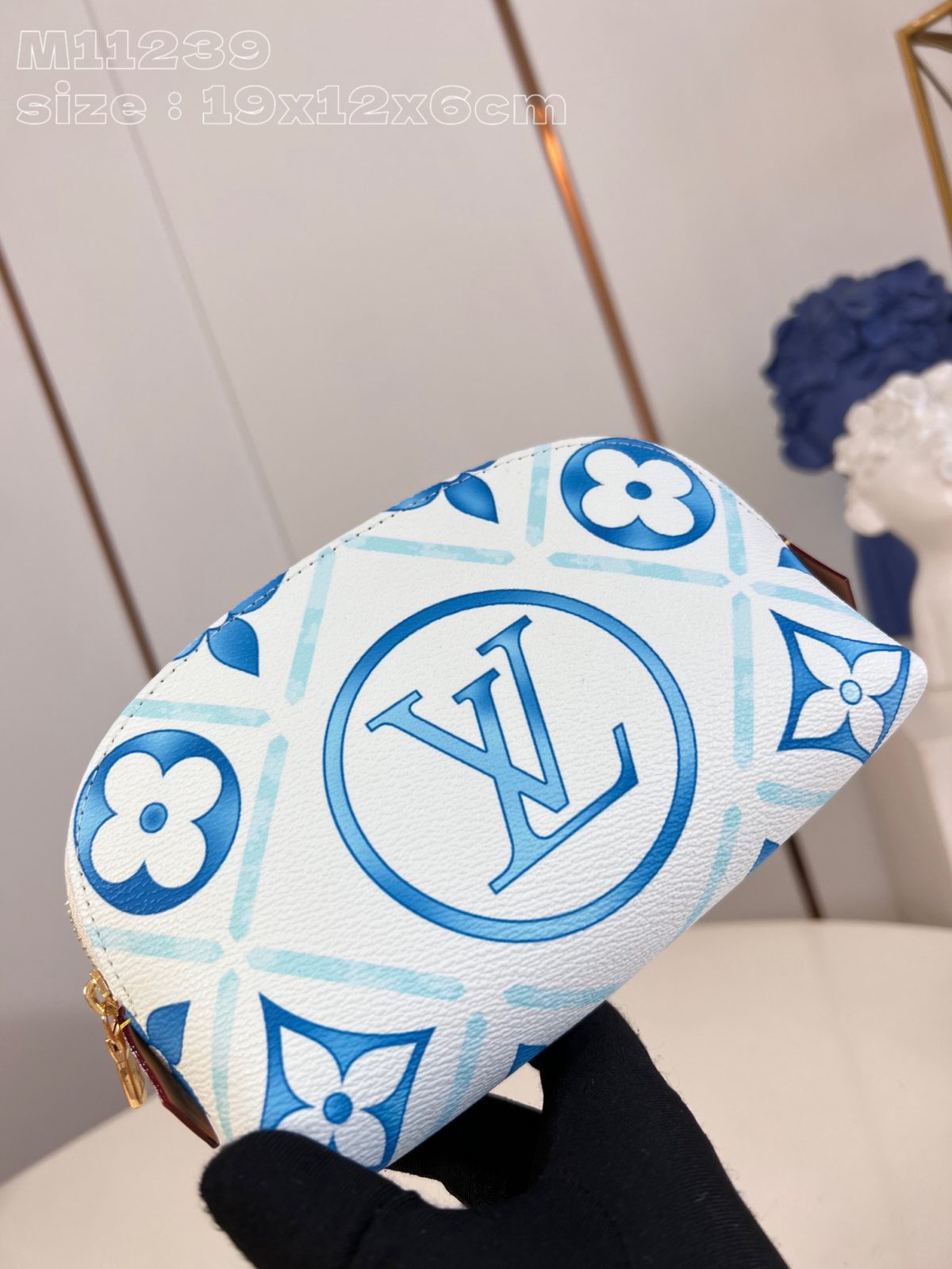 Louis Vuitton M11239 Pochette Cosmétique PM Size 19*12*6cm - Image 2