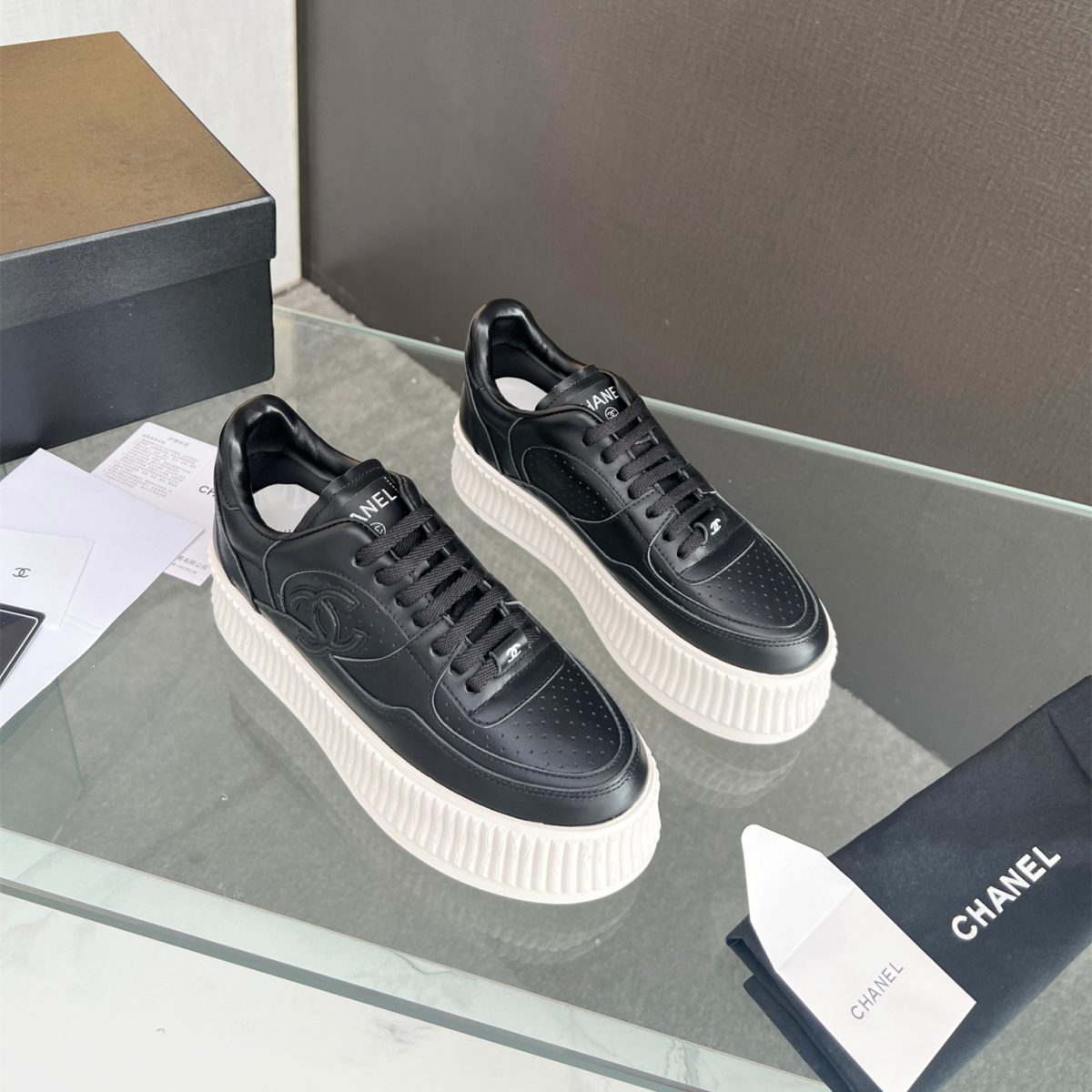 Chanel Sneaker Size 36-40 - Image 1