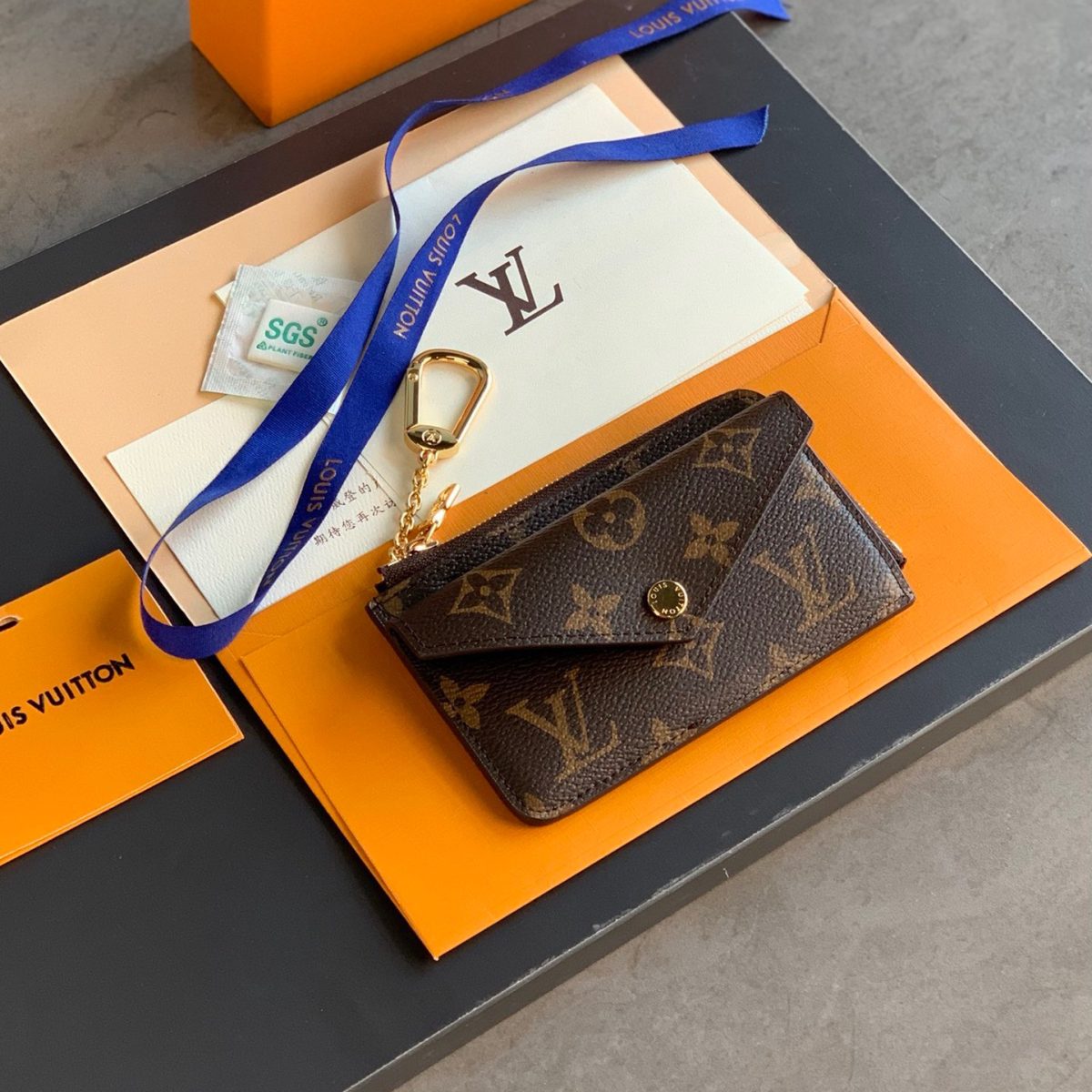 Louis Vuitton M69431 Card Holder Recto Verso 14*8.5cm - Image 1