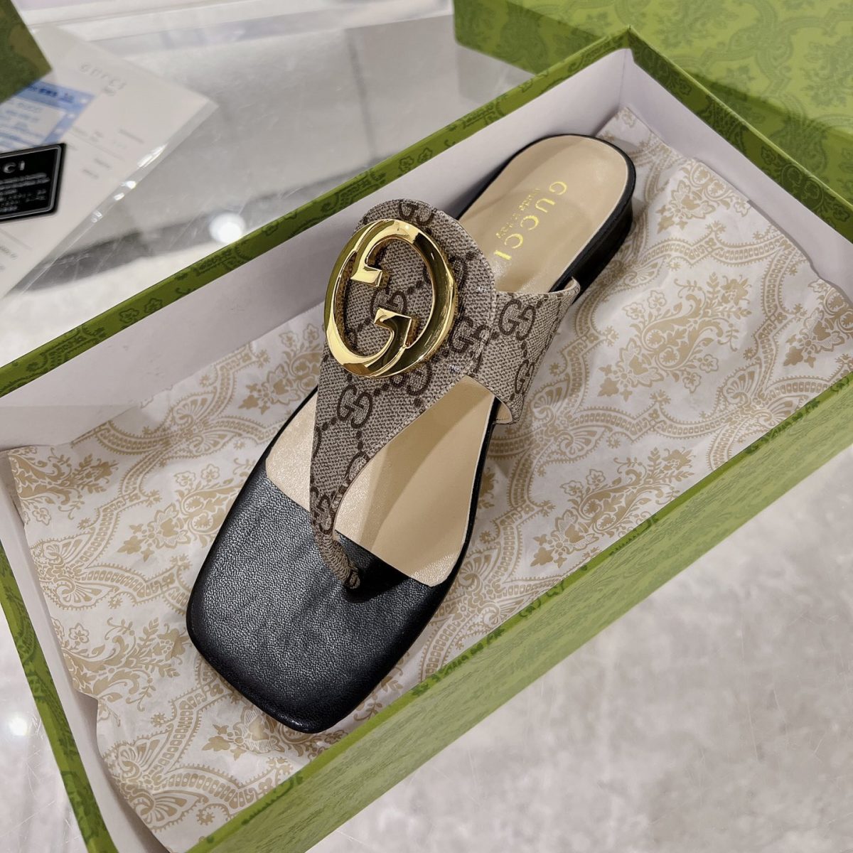 Gucci Blondie Slippers Size 36-40 - Image 1