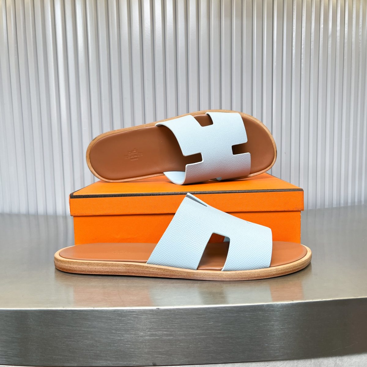 Hermes lzmir Sandals Size 40-45 - Image 4