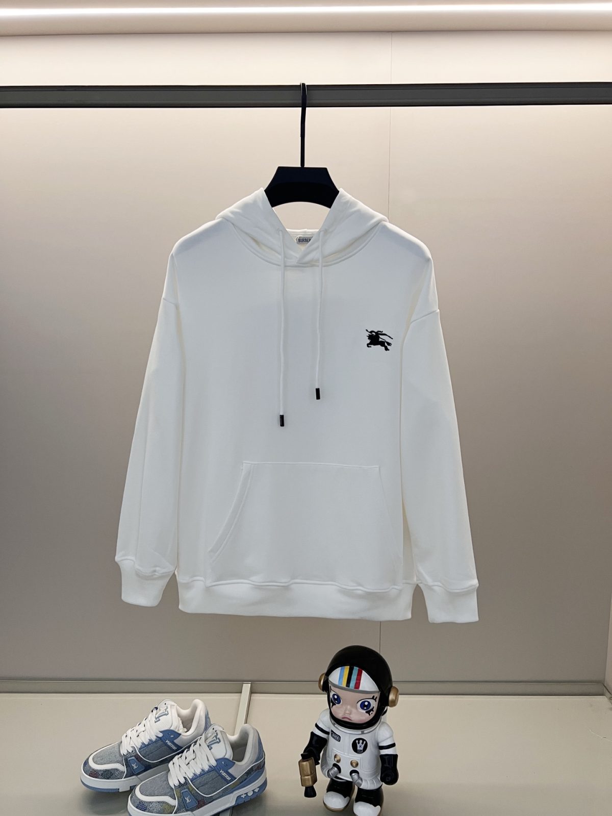Burberry Unisex Sweatshirt Size S-XL - Image 1