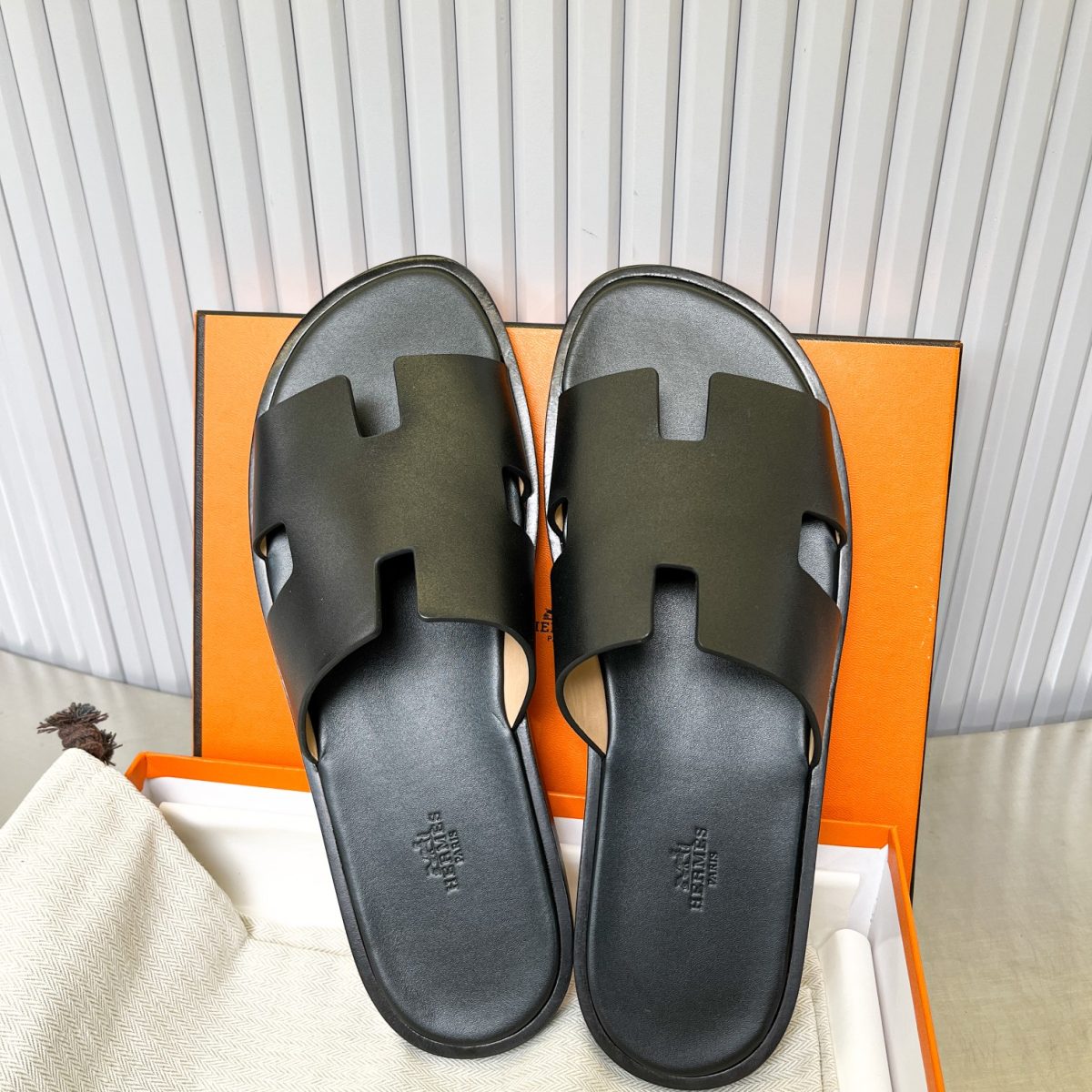 Hermes lzmir Sandals Size 40-46 - Image 8