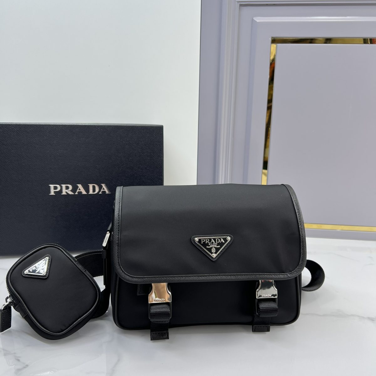 Prada 2VD034 Re-Nylon and Saffiano Leather Shoulder Bags Size 22*16*8.5cm - Image 5