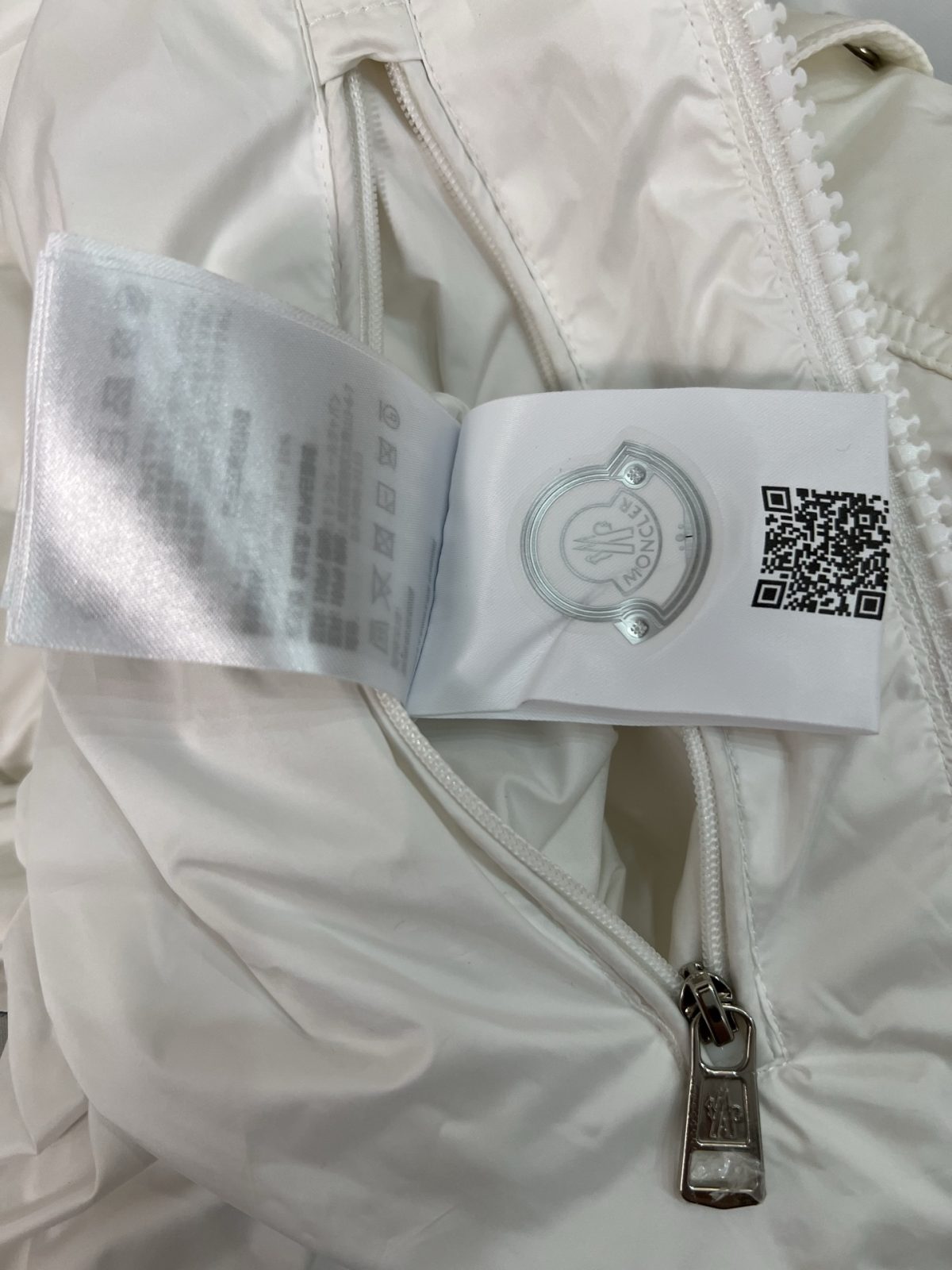 Moncler 25SS Galion Winter Jacket Size S-XXL - Image 9