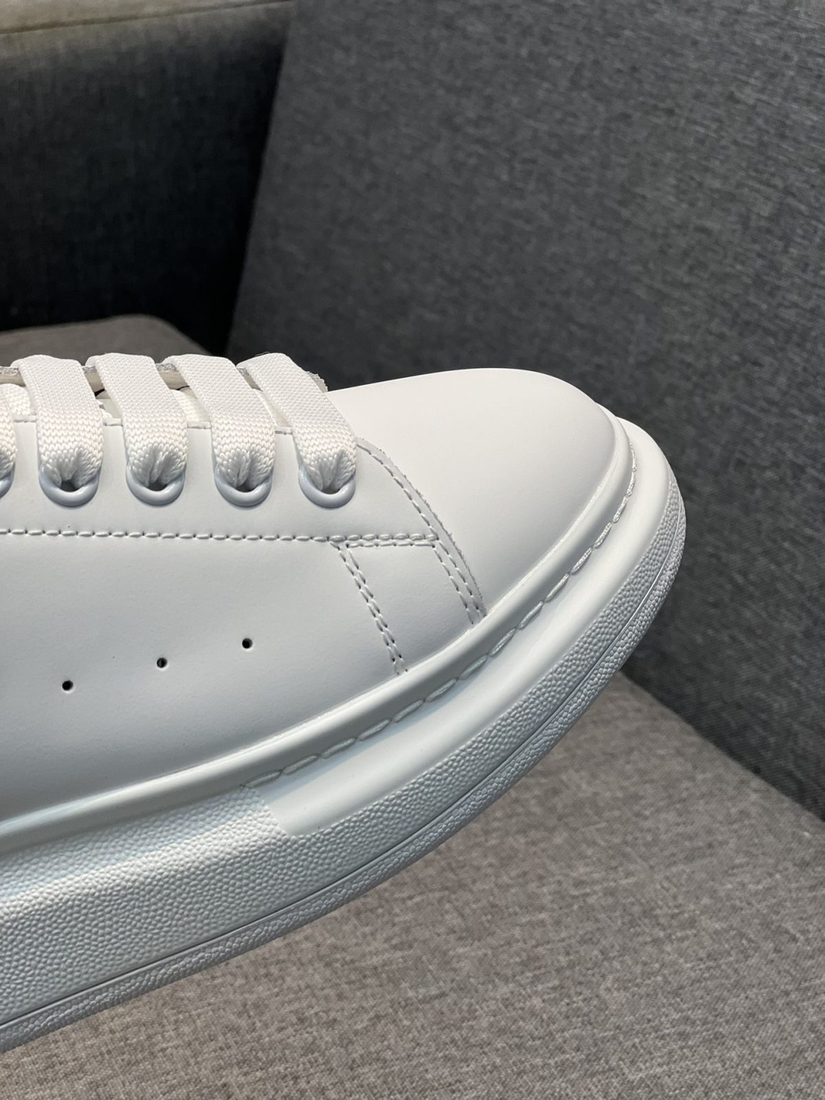 Alexander McQueen Men's/Women Sneakers Shoes Gr. 36 - 46 - Image 8