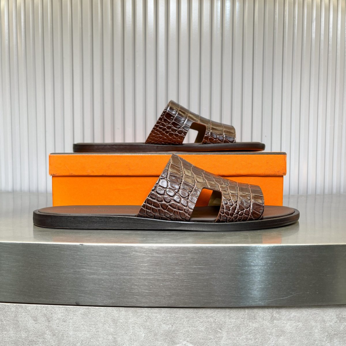 Hermes lzmir Sandals Size 40-45 - Image 4