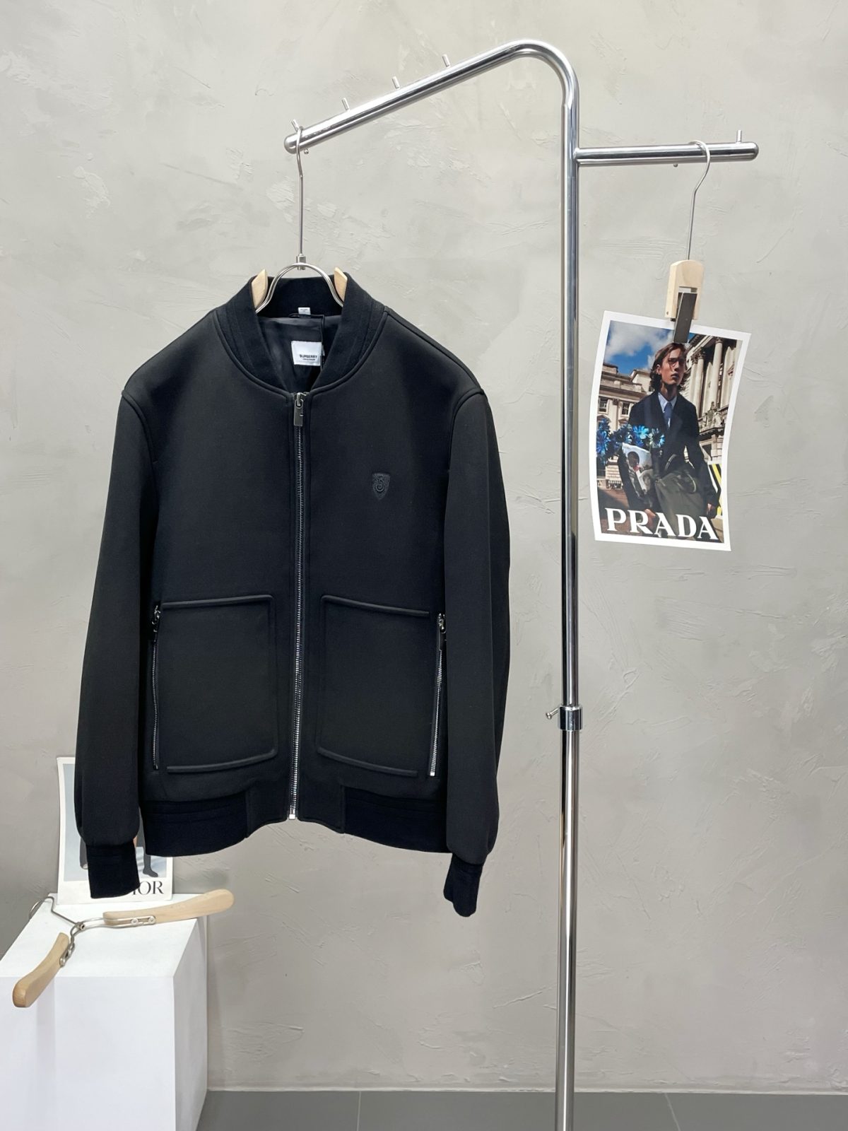 Burberry Unisex Jacket Size M-XXXL - Image 1