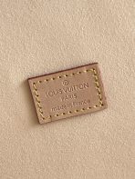 Louis Vuitton Der Garite Watch box Size 34*13*18 - Image 9