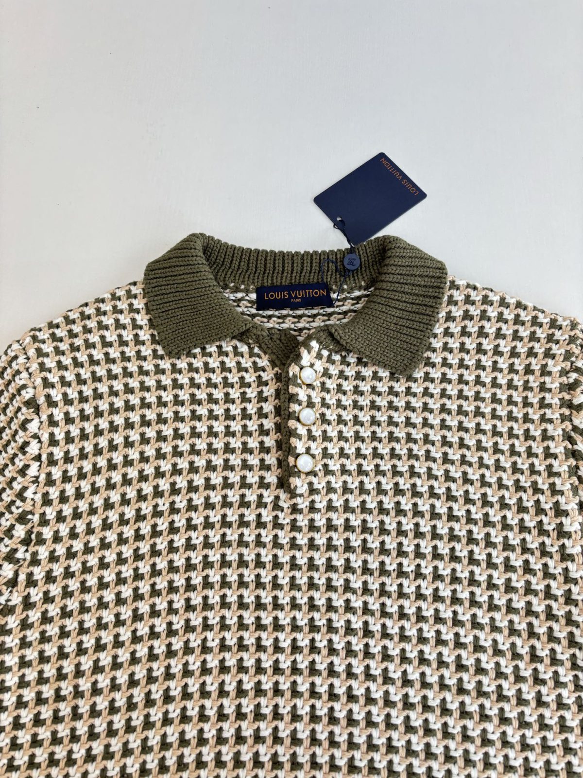 Louis Vuitton Unisex T Shirt Size S-XL - Image 7
