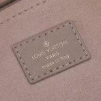 Louis Vuitton M20838 2022SS Women Shoulder Bags 21*12*9cm - Image 9