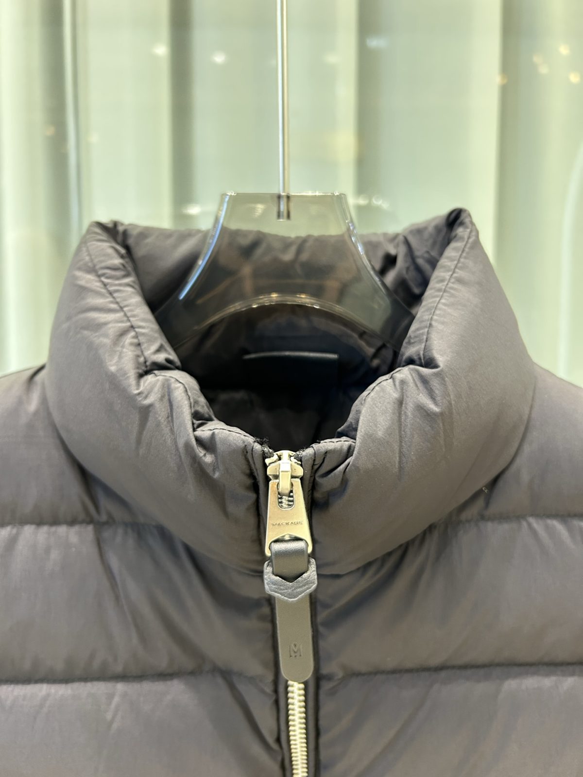 Moncler 25SS Mackage Oceane Down Jacket Size XS-L - Image 4
