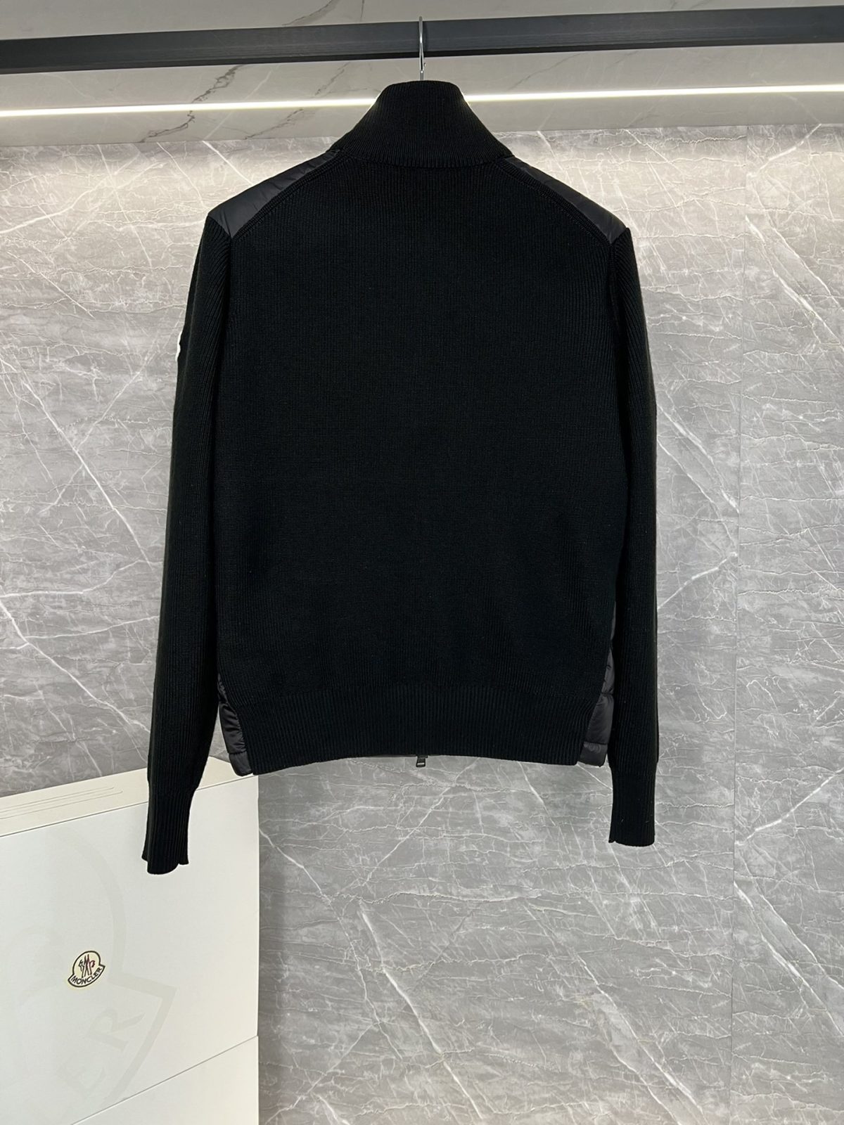 Moncler Down Jacket Size M-XXXL - Image 7