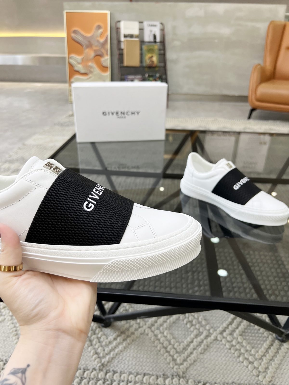 Givenchy TPU Sneaker Size 36-46 - Image 7
