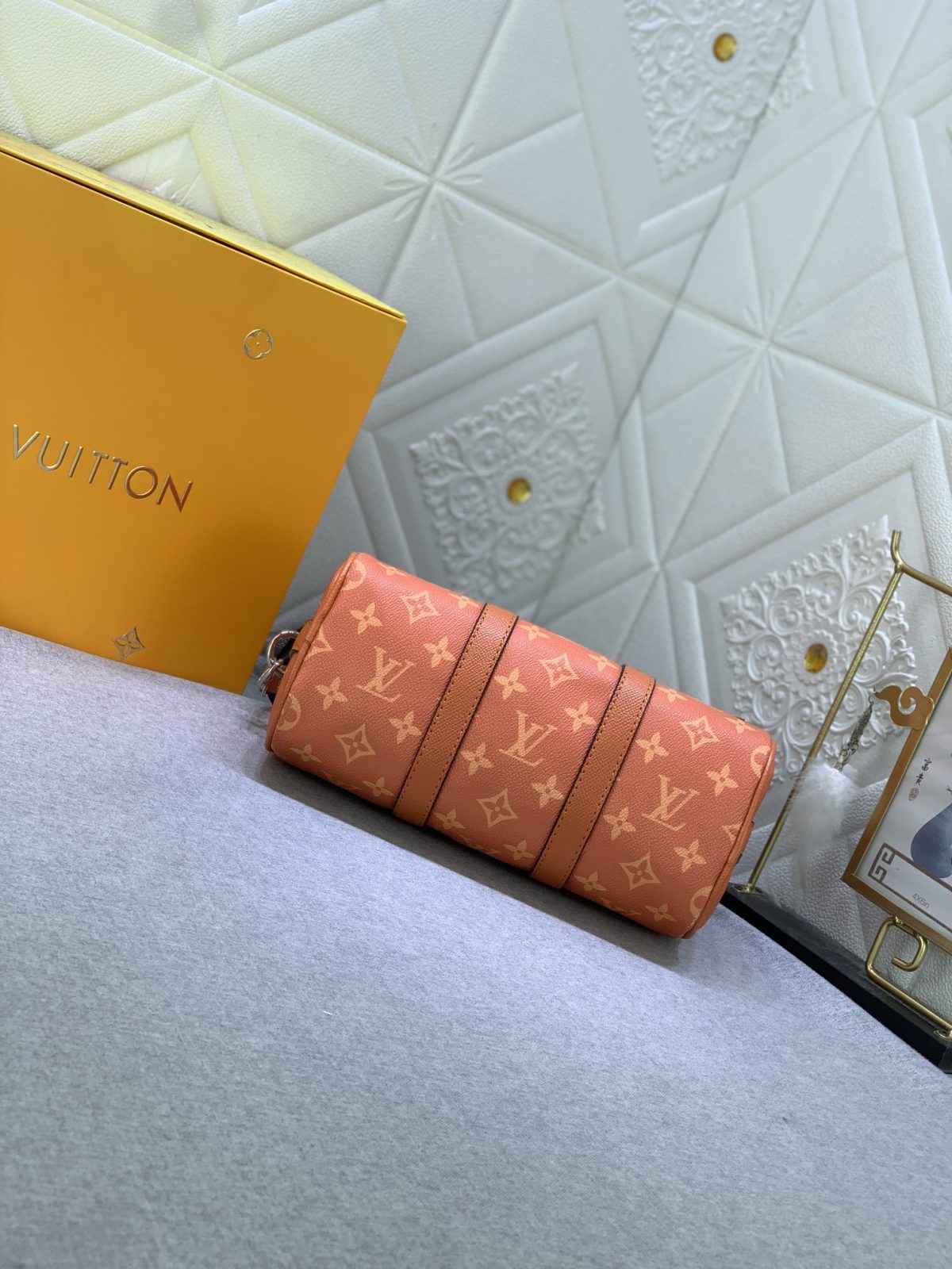 Louis Vuitton Monogram Eclipse Reverse Keepall 25 Travel Bags Size 25*15*11cm - Image 4