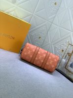 Louis Vuitton Monogram Eclipse Reverse Keepall 25 Travel Bags Size 25*15*11cm - Image 4