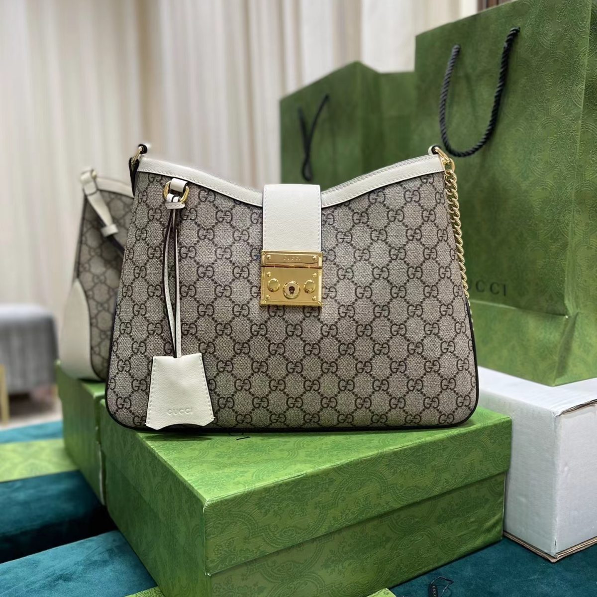 Gucci GG Ophidia GG Handbag for Women Size 32.5*24*5.5cm - Image 1