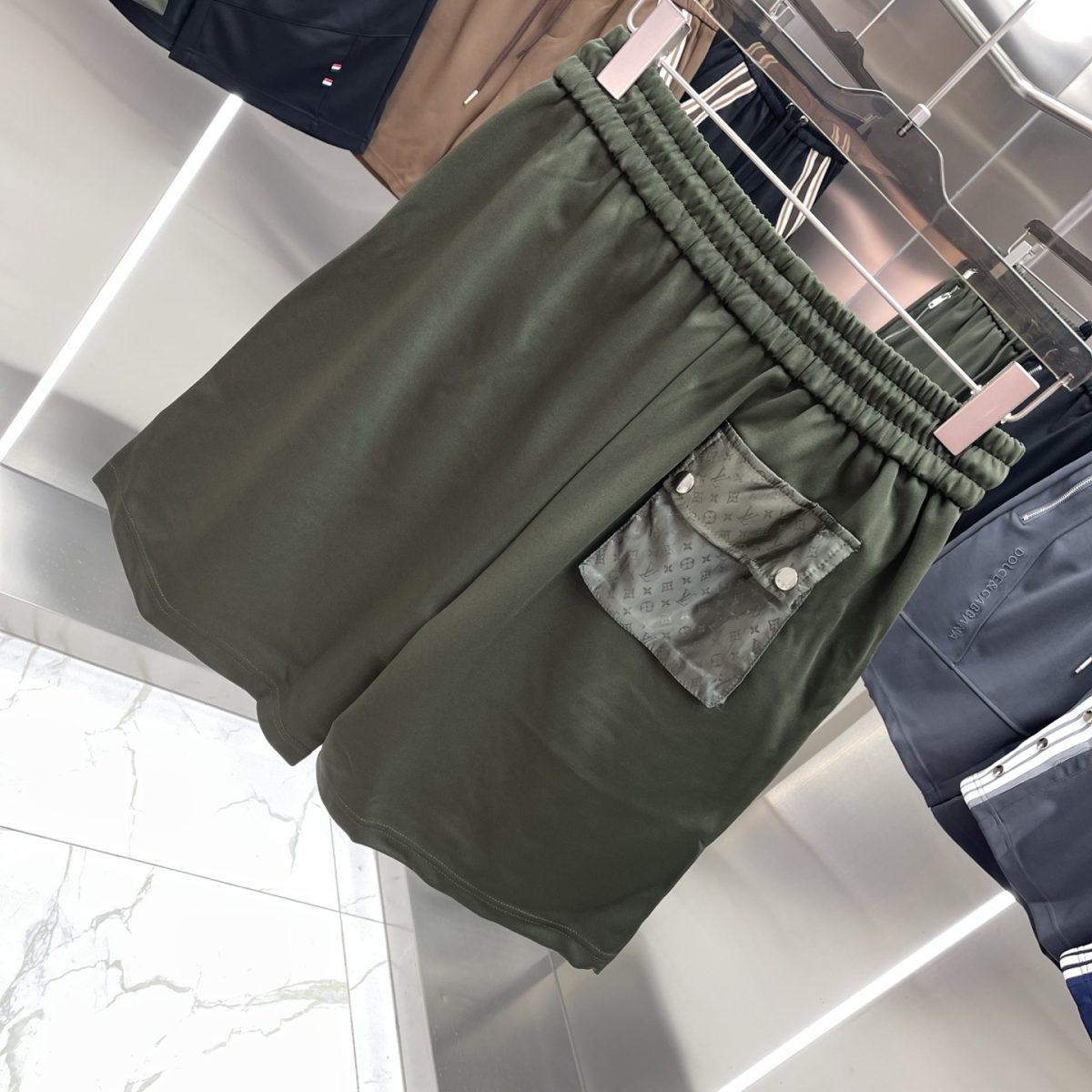 Louis Vuitton Shorts M-3XL - Image 4