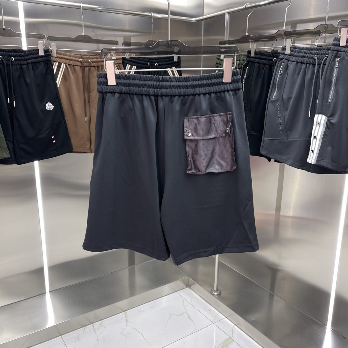 Louis Vuitton Shorts M-3XL - Image 5