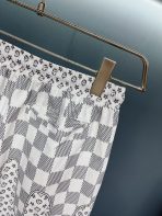 Louis Vuitton Beach Pants Size M-XXXL - Image 9