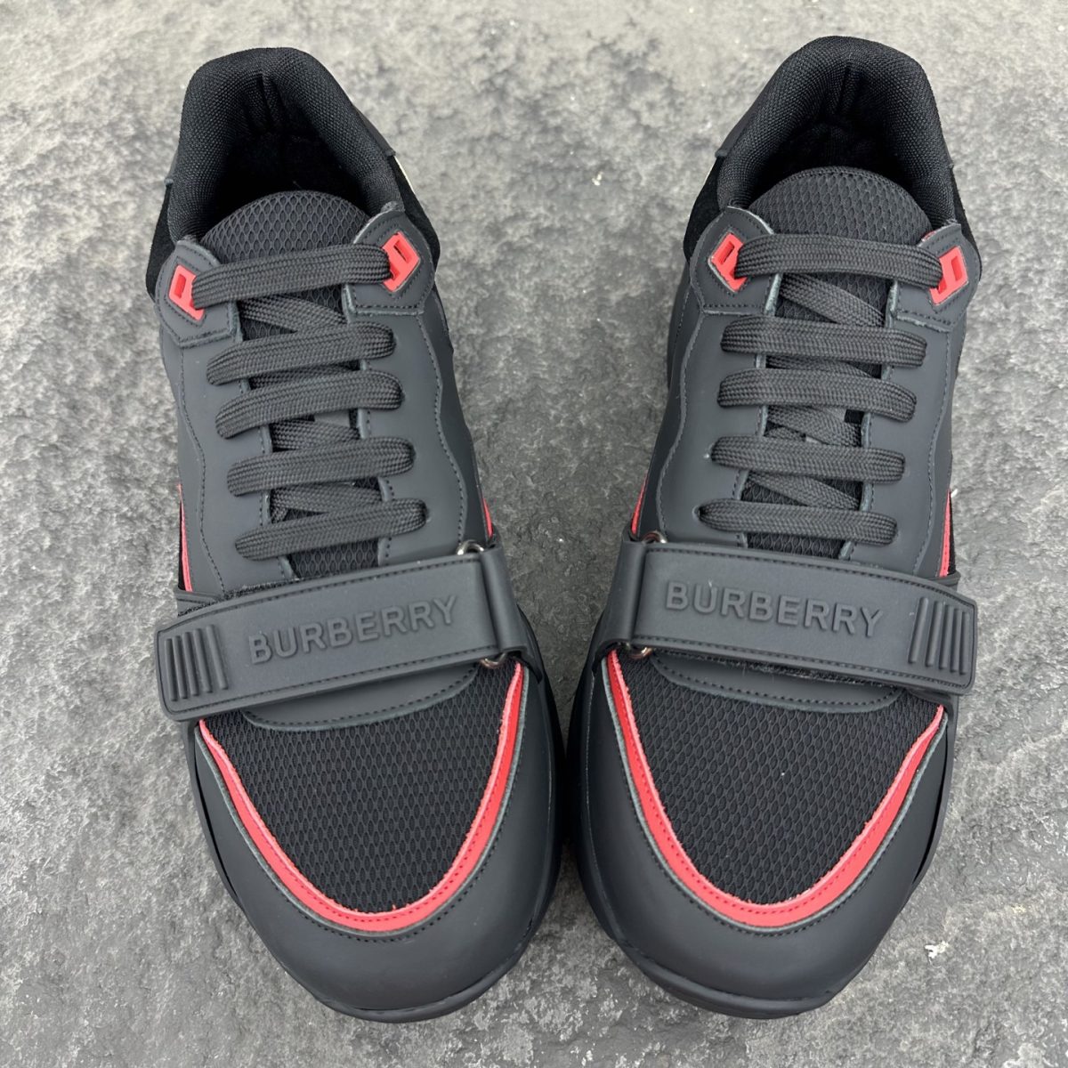 Burberry Vintage Sneaker Size 36-46 - Image 3