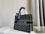 Dior Tote Women Handbags Bags 2-Size - Image 4