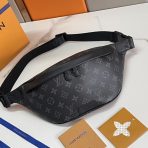 Louis Vuitton M46035 Discovery BumbagMen Bags Size 44*15*9cm - Image 5