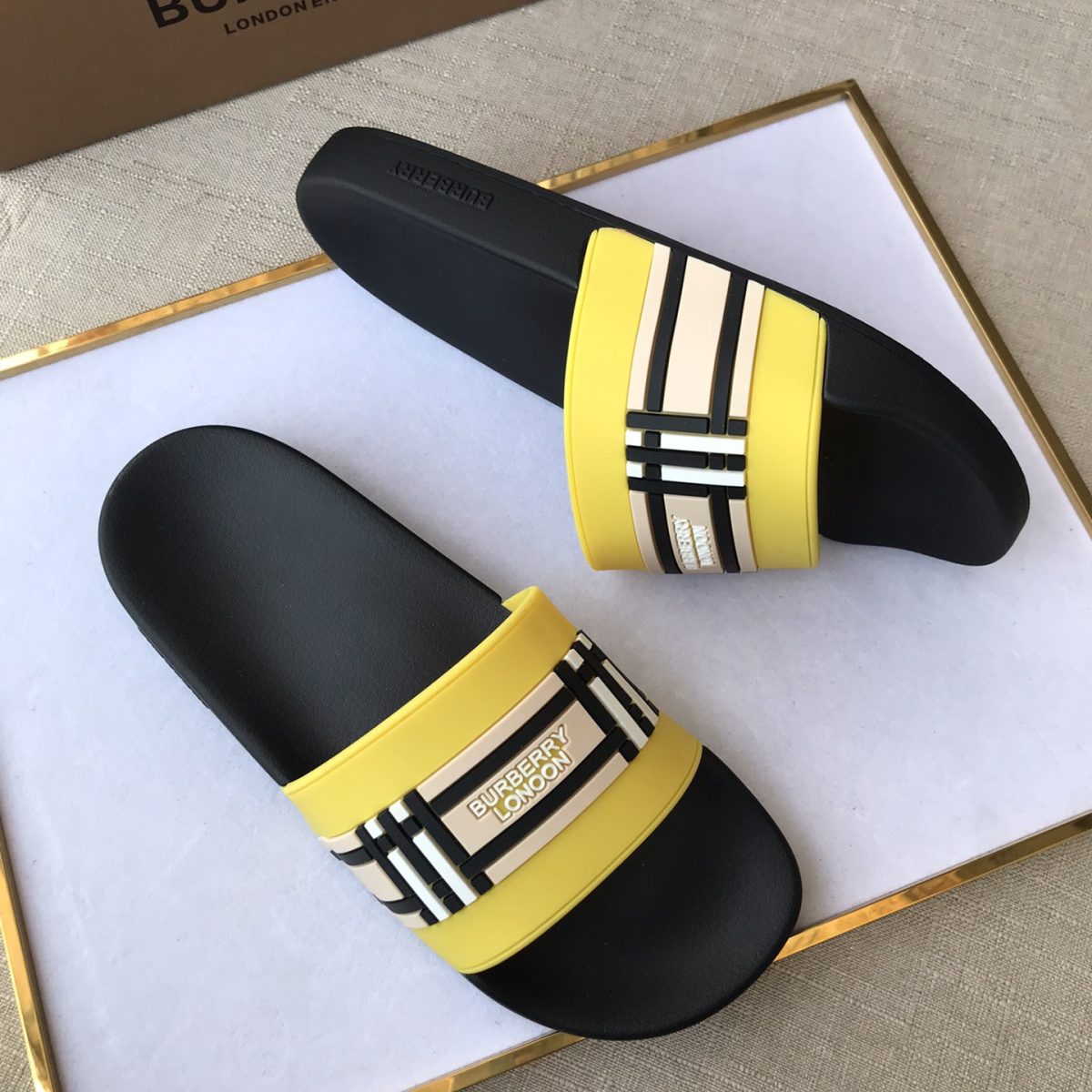 Burberry Mens Women Sandals Gr. 36-46 - Image 8