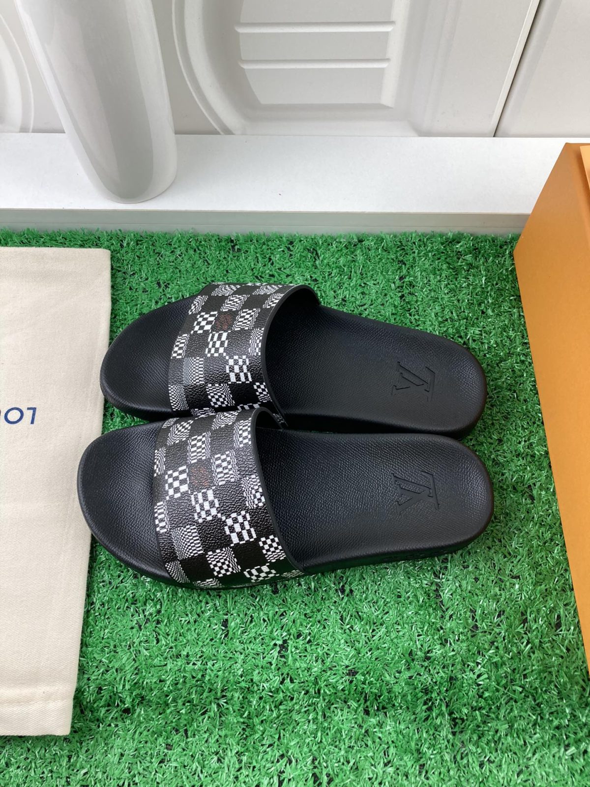 Louis Vuitton 2024ss Candy Series Slippers Size 36-45 - Image 4