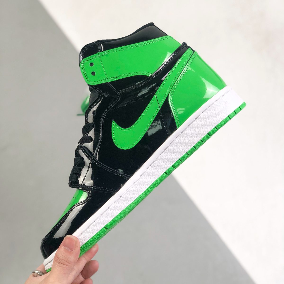 Nike Air Jordan 1 High Top Sneakers Shoes Gr. 36-46 - Image 3