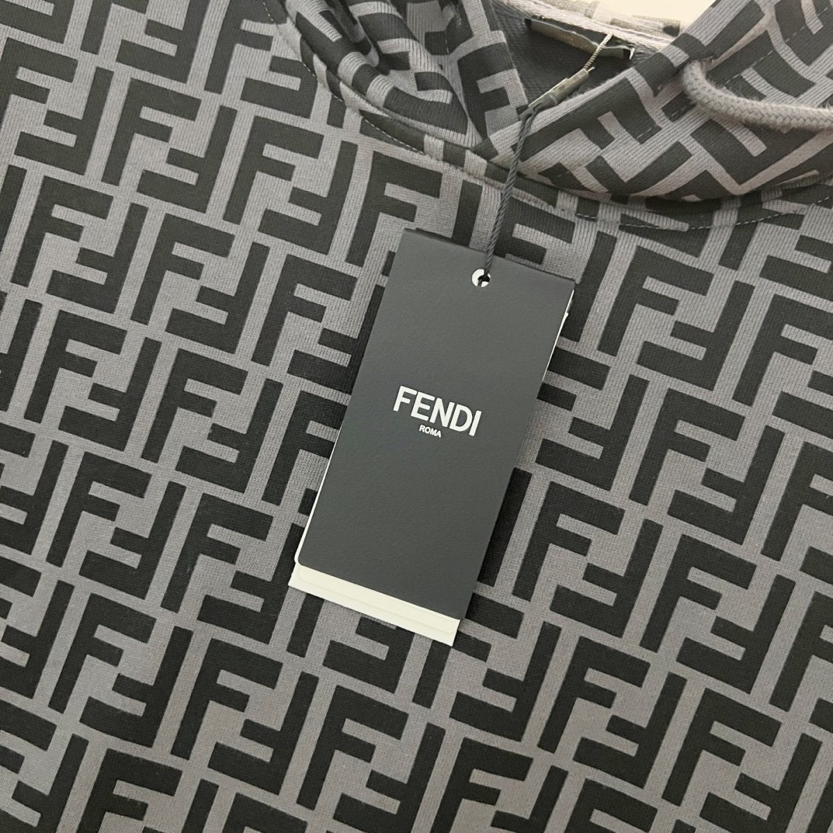 Fendi Unisex Sweatshirt Size S-XL - Image 10