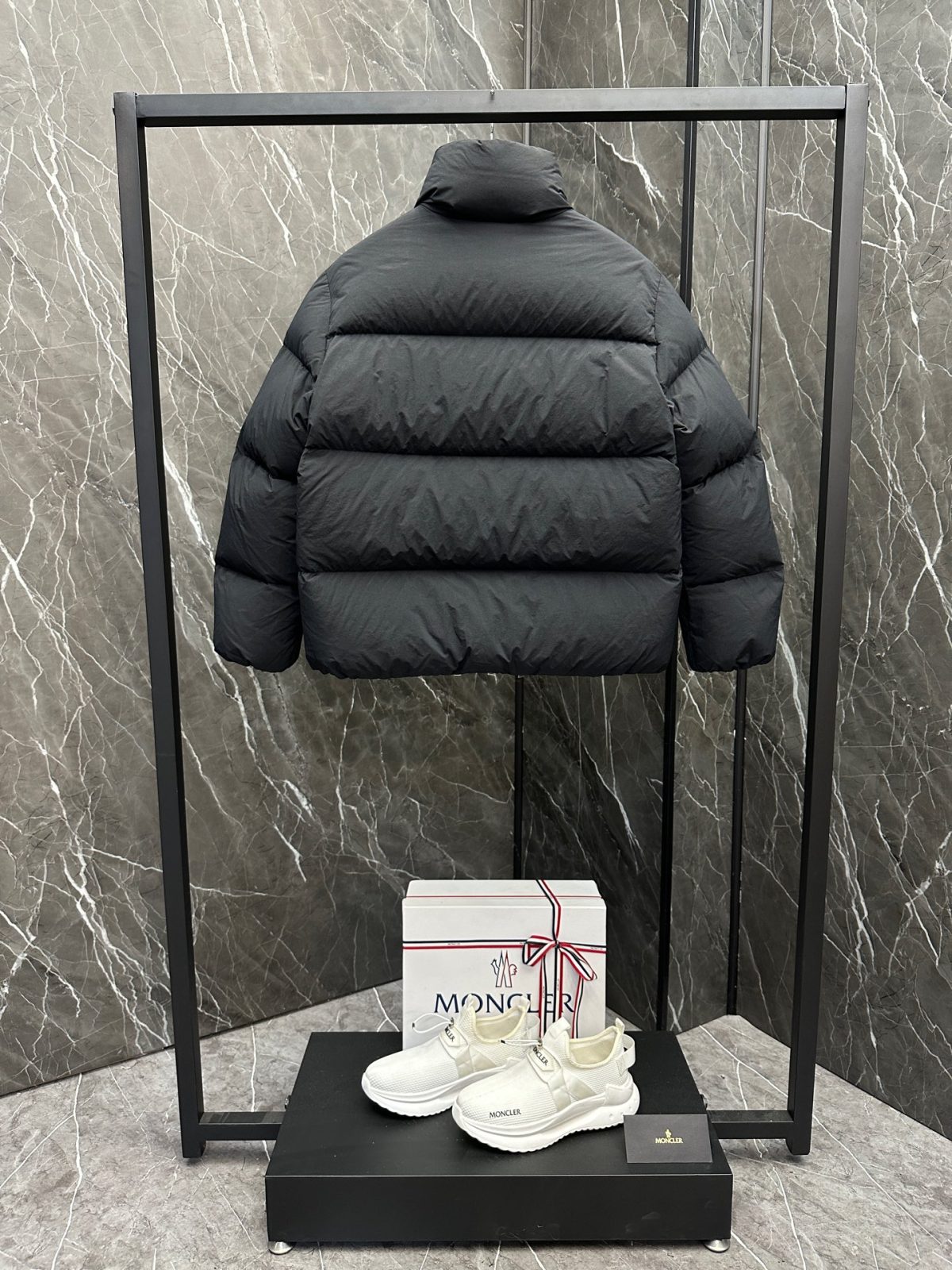 Moncler x Willow Smith YAEL Women Down Jacket Size S-L - Image 10