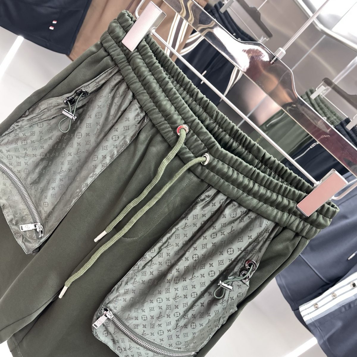 Louis Vuitton Shorts M-3XL - Image 7