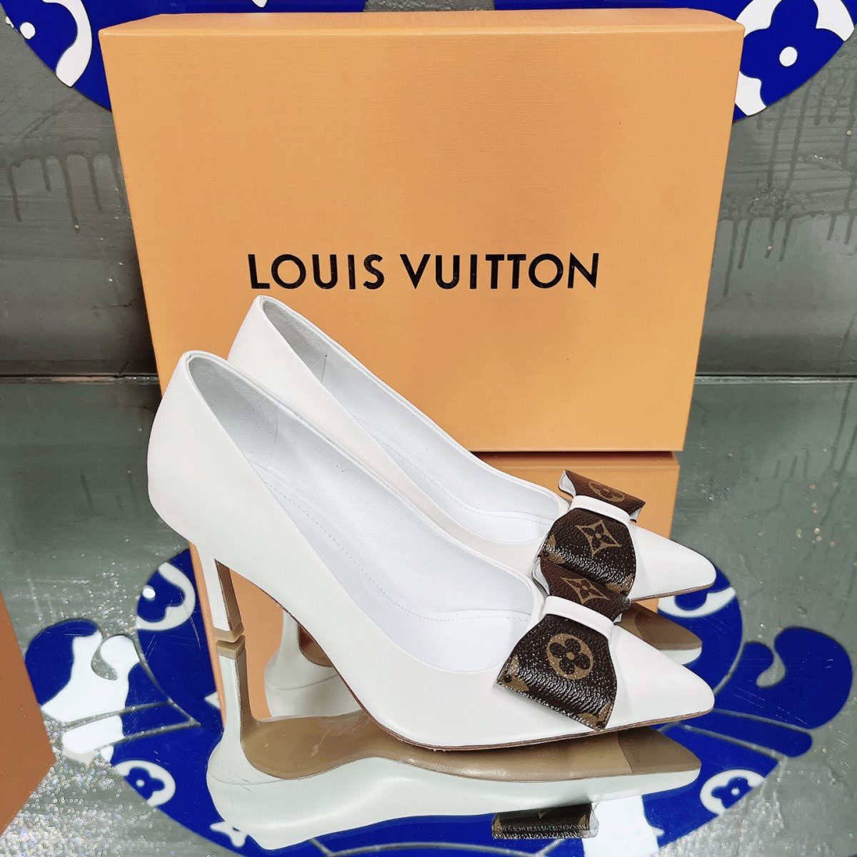Louis Vuitton Signature Pumps Size 35-41 6-Color - Image 1