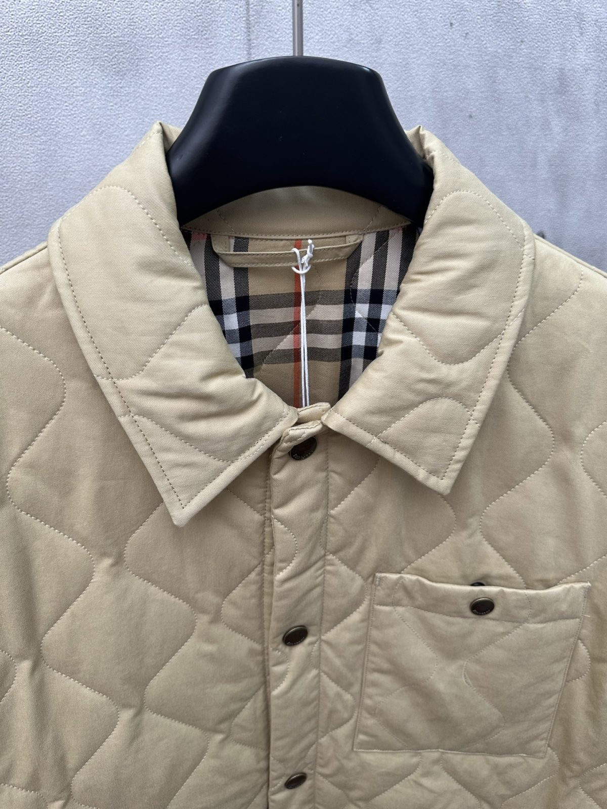 Burberry Unisex Jacket Size S-XXL - Image 2