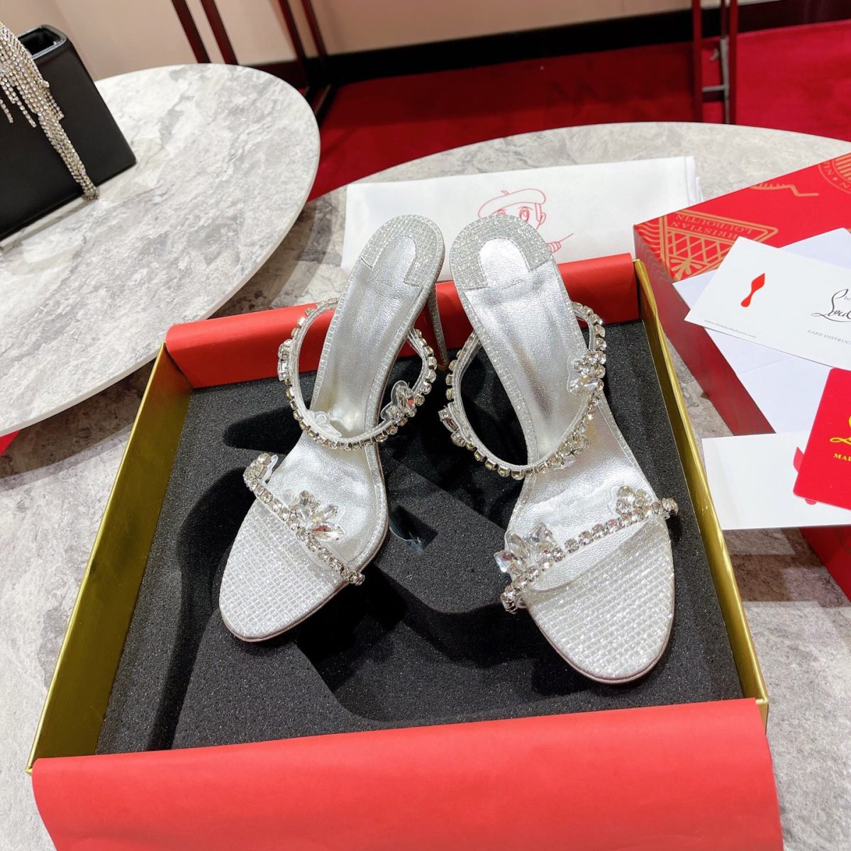 Christian Louboutin Just Queen Pumps Size 35-41 2-Color - Image 1