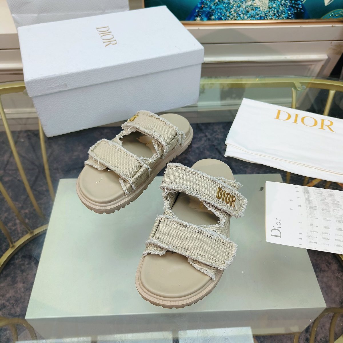Dior Velcro Women Slippers Size 36-41 - Image 4