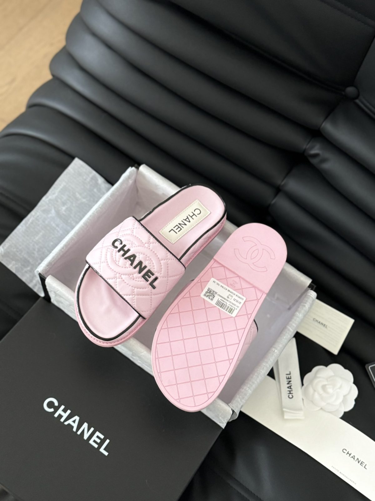 Chanel 2024 New Slippers Size 36-41 - Image 6