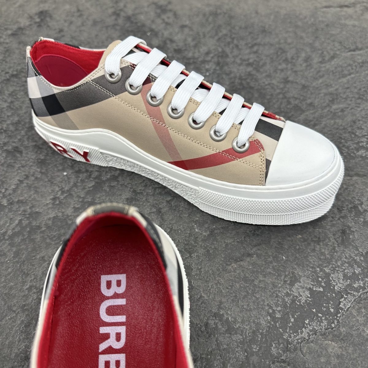 Burberry Sneaker Size 36-45 - Image 5