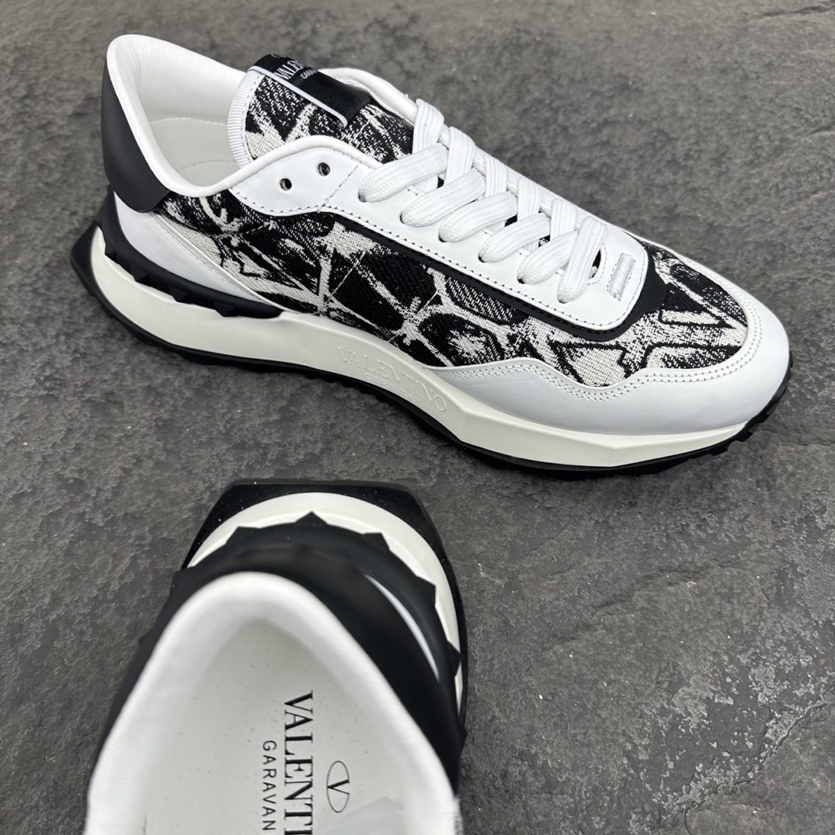 Valentino LACERUNNER Men Sneaker Size 40-46 - Image 5