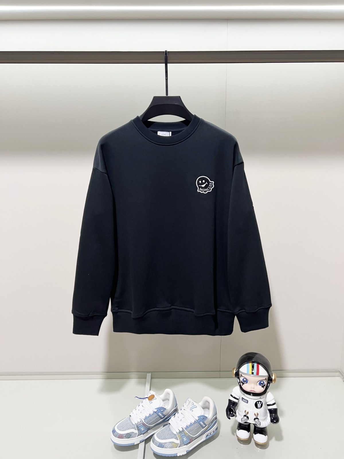 Moncler Unisex Sweatshirt Size S-XL - Image 1